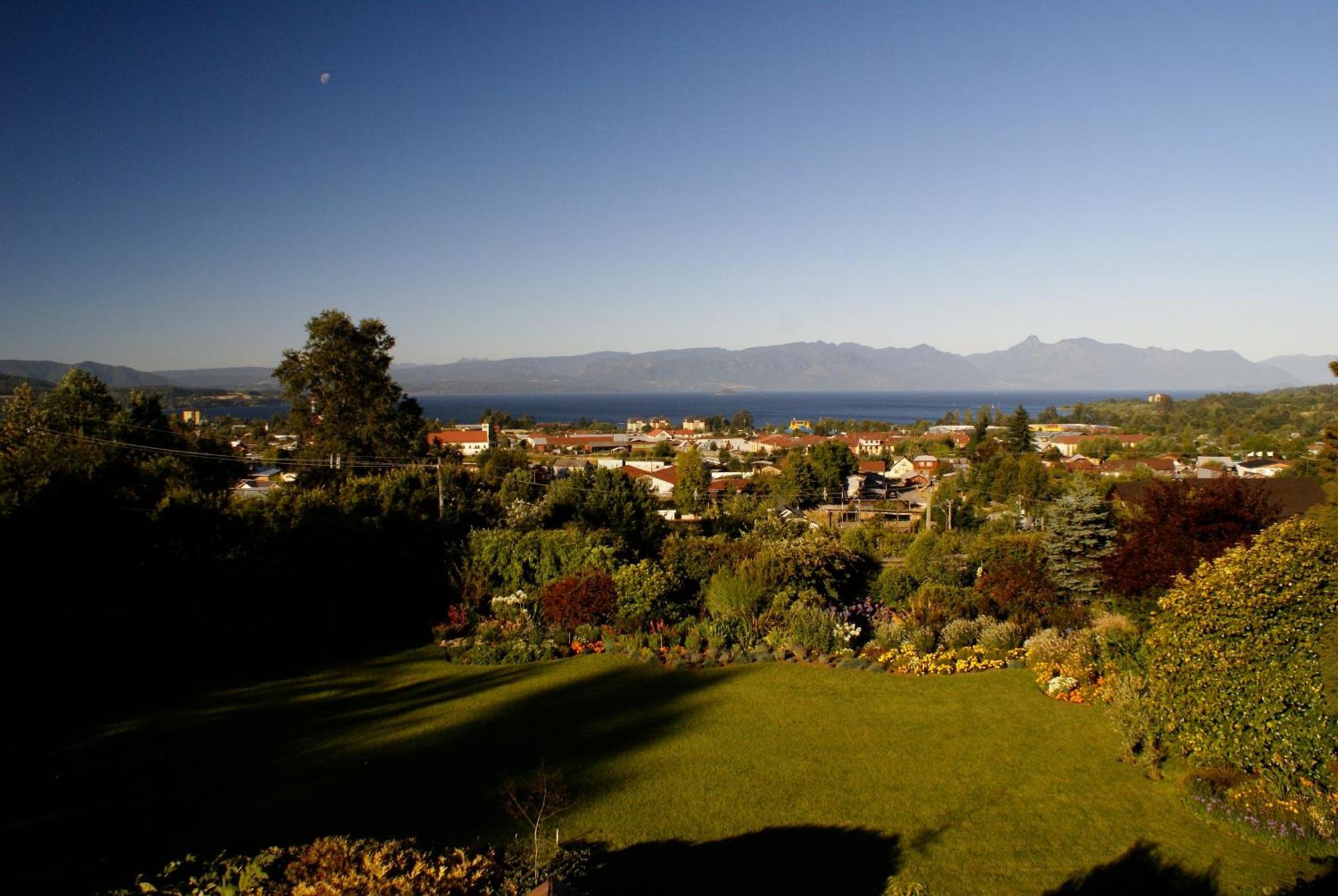 Hosteria De La Colina Villarrica Bagian luar foto